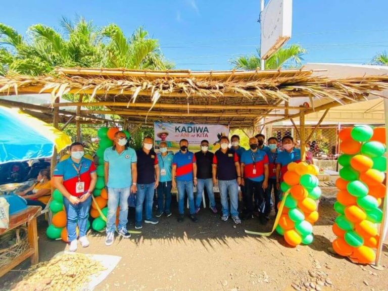 KADIWA NI ANI AT KITA ( NONECO MCO'S MARKET DAY)